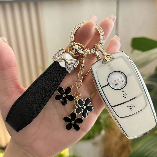 Elegant Crystal Car Key Accessory