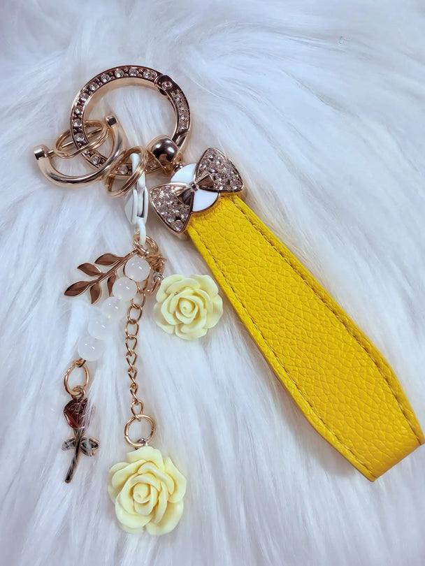 Elegant Crystal Car Key Accessory